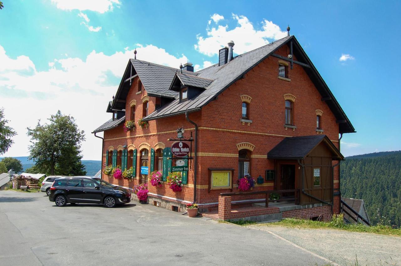 Berggasthaus & Pension Schoene Aussicht Klingenthal Exterior photo