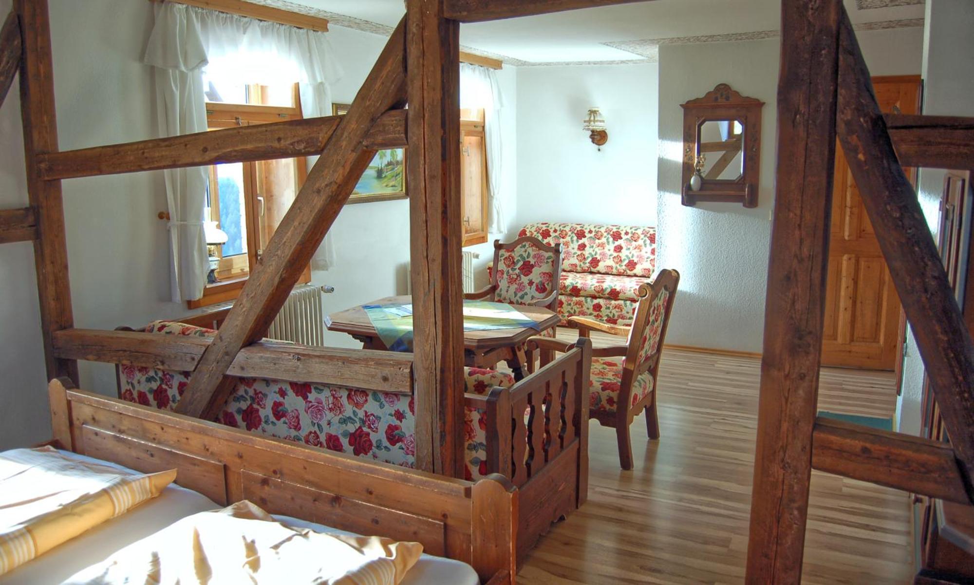 Berggasthaus & Pension Schoene Aussicht Klingenthal Room photo